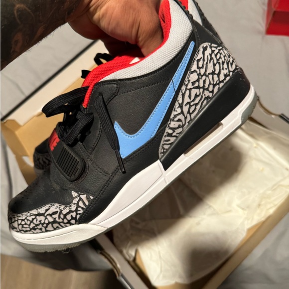 Jordan Legacy 312 - Picture 5 of 6